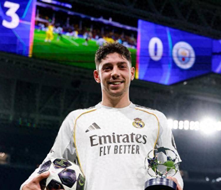 哈兰德82分钟0射门已经隐身，巴尔韦德半场戴帽封神，瓜帅战术完败